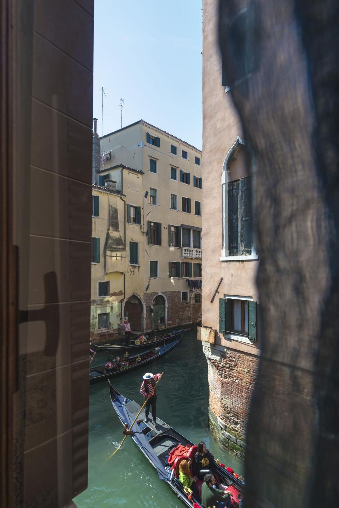 Tre Sestieri Terrace - Canal View 2024 Venice Phòng bức ảnh